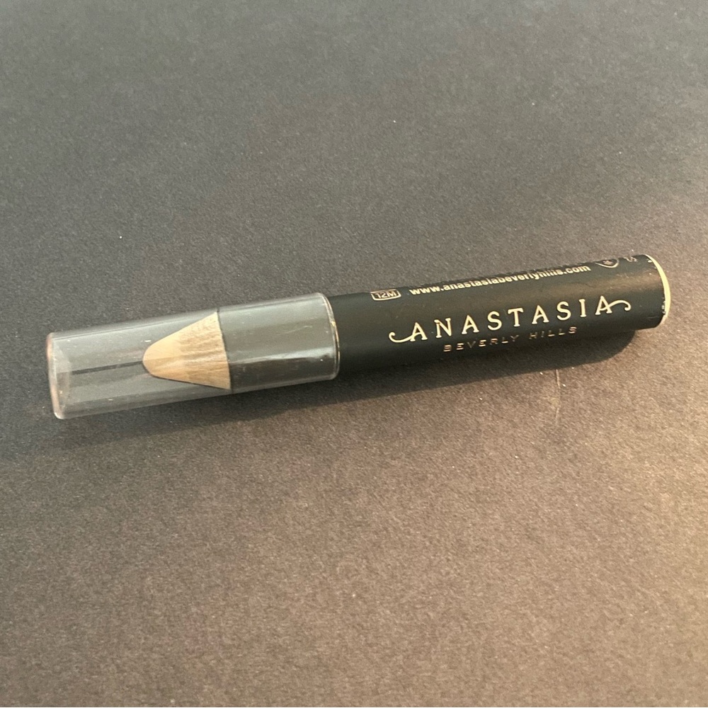 Anastasia Beverly Hills ProPencil Eye Shadow Primer & Color Corrector